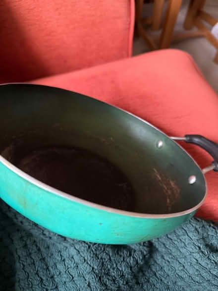 Photo of free Glass and pan (Drylaw EH4) #4