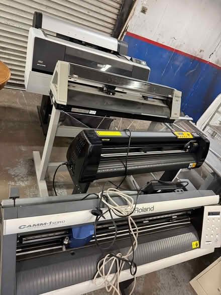 Photo of free Printer/vinyl cutters (Fm 1092/Lexington) #1