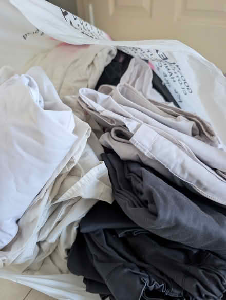 Photo of free School Uniform Clothes (Wallington SM6) #1