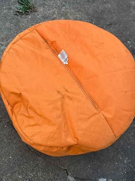 Photo of free Bean bag (Bexleyheath DA7) #2