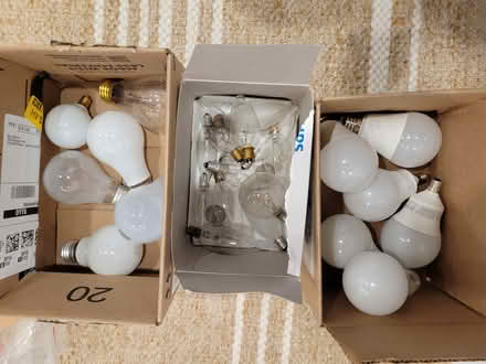 Photo of free Lightbulbs (Montreal road and St Laurent) #1