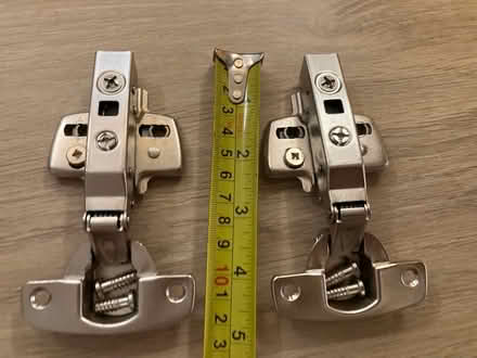 Photo of free Kitchen cupboard door hinges (pair) (Abbeyhill EH8) #1