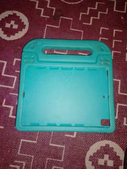 Photo of free iPad case (Oxgangs EH13) #1