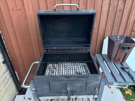 Photo of free Charcoal barbecue (SW15 Putney) #3