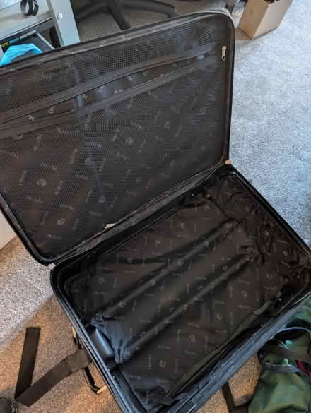 Photo of free Large black carry on case (Yaxley, Peterborough) #3