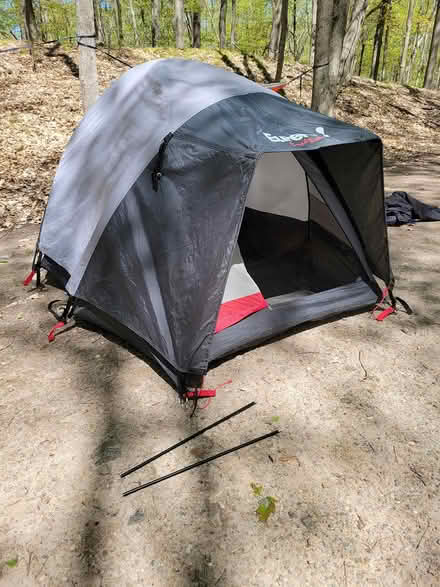 Photo of free Expedition tent (Montreal road and St Laurent) #1