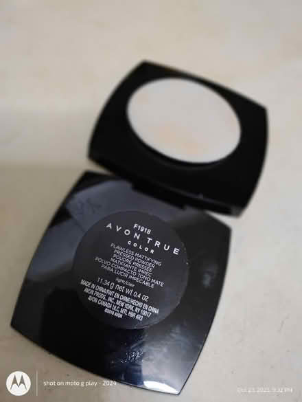 Photo of free Avon True Color Pressed Powder (West Harlem) #2
