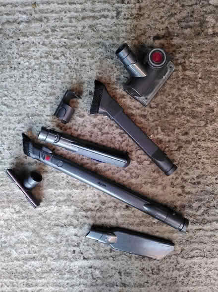 Photo of free Dyson DC55 Vacuum Cleaner (Handbridge CH4) #2