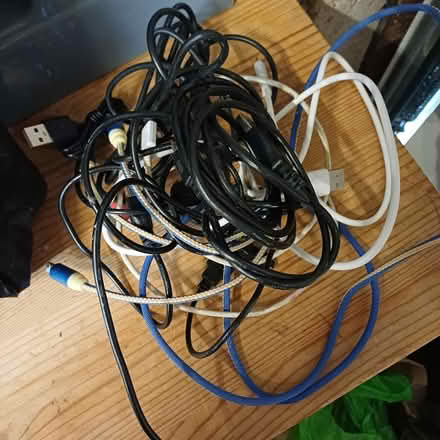 Photo of free Various household & craft items (Bradford BD12) #3