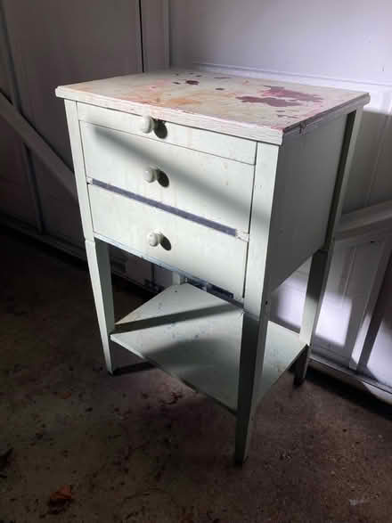 Photo of free Small side/work table in need of renovation and repurposing (Purley CR8) #1