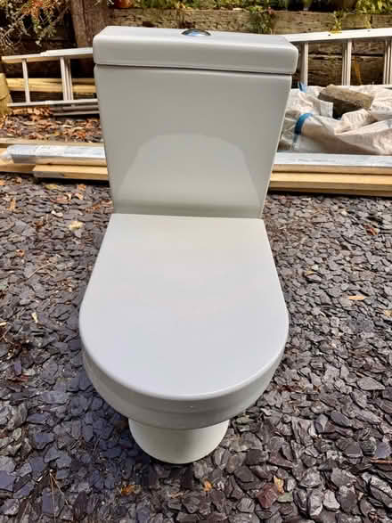 Photo of free Complete toilet (Butterow GL5) #2
