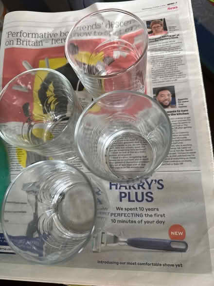 Photo of free Glass and pan (Drylaw EH4) #1