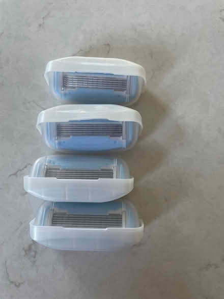 Photo of free Razor refills (CM1 Beaulieu) #1