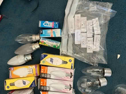 Photo of free Light bulbs mixed box halogen and traditional (Moor Side PR4) #4