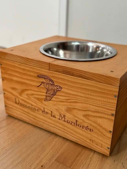 Photo of free Dog food/water bowl (Cherry Chase Sunnyvale) #1