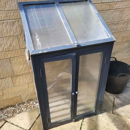 Photo of free lightweight small greenhouse (Horsley GL6) #1