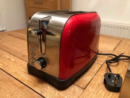Photo of free Toaster (Aldrington BN3) #2