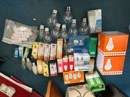 Photo of free Light bulbs mixed box halogen and traditional (Moor Side PR4) #1