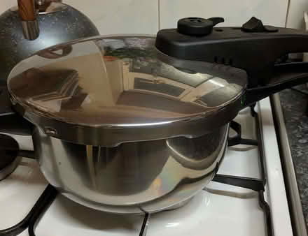 Photo of free Pressure cooker (The Highlands TN39) #1