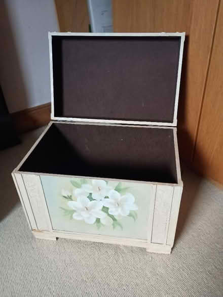 Photo of free Small chest (Freehold LA1) #2