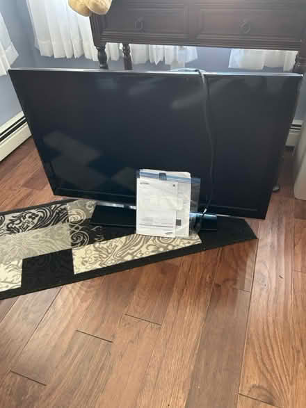 Photo of free Samsung TV (Union Beach NJ) #1