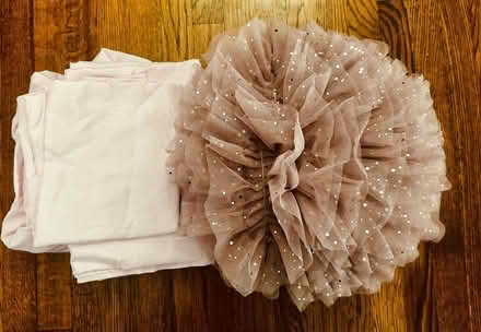 Photo of free Twin sheet set & a dec pillow (Potomac MD) #1