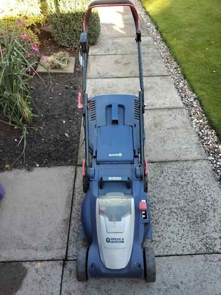 Photo of free Cordless lawn mower (WV14) #1