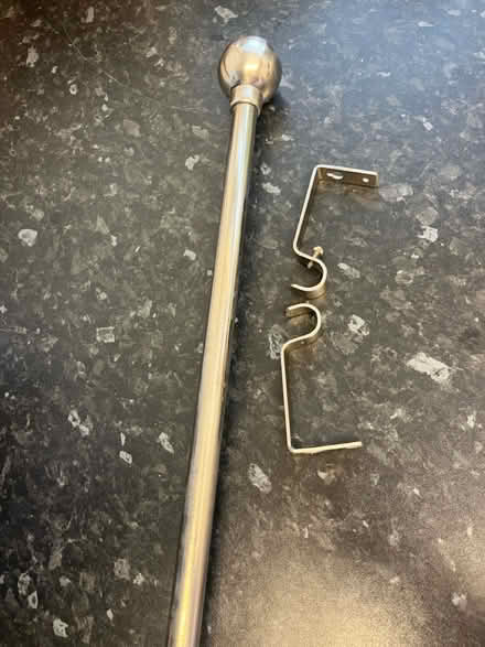 Photo of free Extendable Curtain Rail (Carshalton SM5) #1