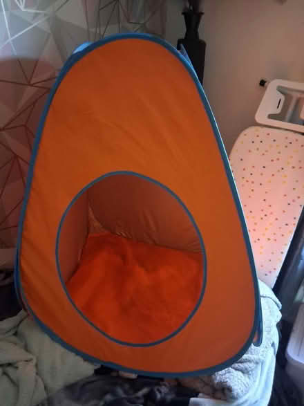 Photo of free Kids pop up tent (CH53ET) #1