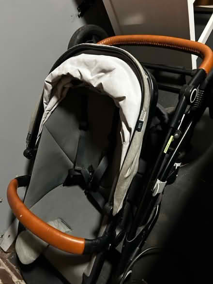 Photo of free Newborn full travel system (Wisewood S6) #4