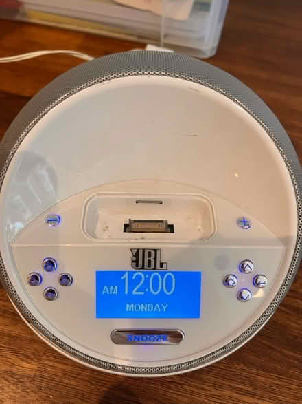 Photo of free JBL alarm speaker (TW16 Sunbury) #4