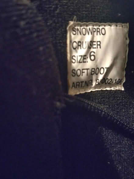 Photo of free Snowboard boots - size 6 (Wokingham RG41) #3