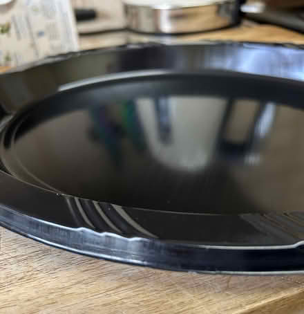 Photo of free 4 disposable oval party platters - Hallowe’en black! (Monks Hill CR2) #4