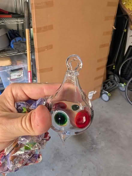 Photo of free Christmas ornaments (Terra Vista Way and Pierce Ave) #4