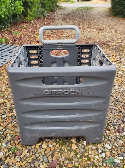 Photo of free container for car boot (Caversham Heights RG4) #1