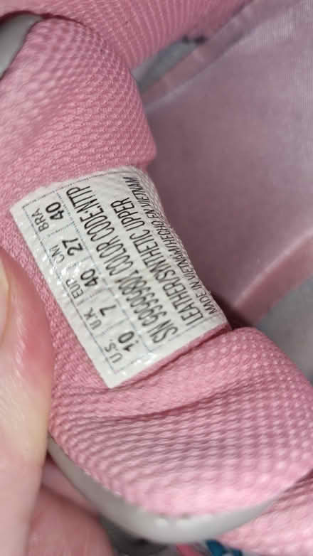 Photo of free Size 7 Skechers ladies trainers (Dunkeswell nr Honiton) #2