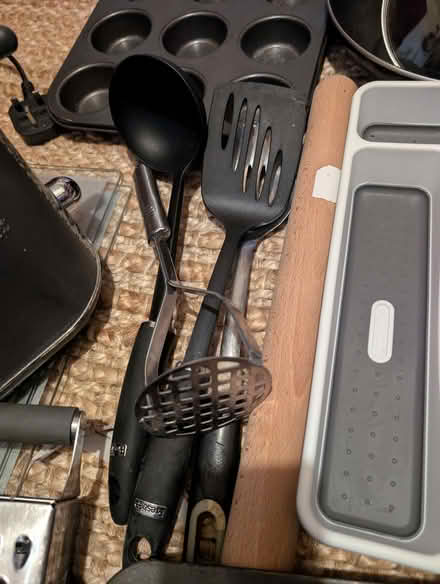 Photo of free Various kitchen items (Oughtibridge S35) #3