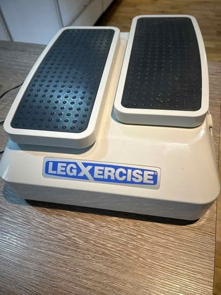 Photo of free legxercise (M26 Bradley Fold) #1