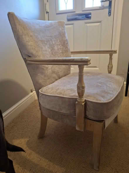 Photo of free Lovely comfortable chair (Yarnton OX5) #2