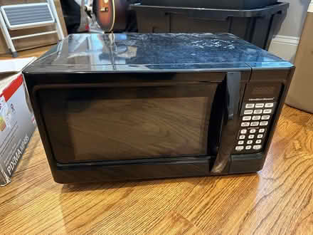 Photo of free Hamilton Beach Microwave (Capitol Hill) #1