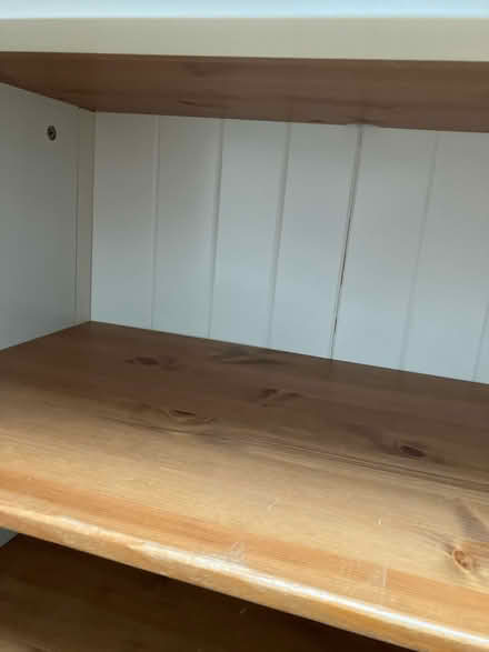 Photo of free Changing table (Twickenham Green) #3