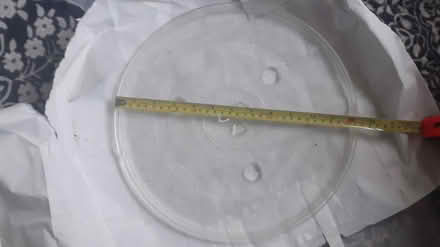 Photo of free Large microwave plate and track (Shadwell E1) #4