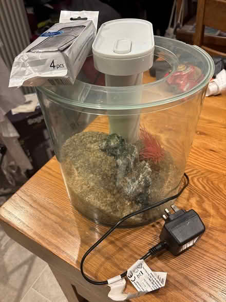 Photo of free Working fish tank (B92 Hampton in Arden) #1