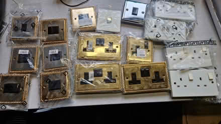 Photo of free 9 light switches and 8 sockets (LU6 Dunstable) #1