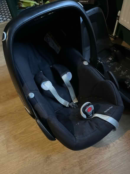 Photo of free Car seat for newborn to toddler (CR8) #3