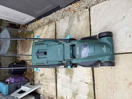 Photo of free Cordless lawnmower (Warden Hill GL51) #2