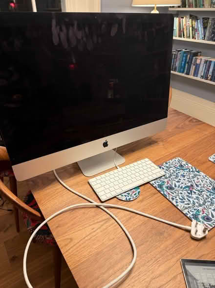 Photo of free 27 inch 2014 imac (Pimlico, SW1) #1