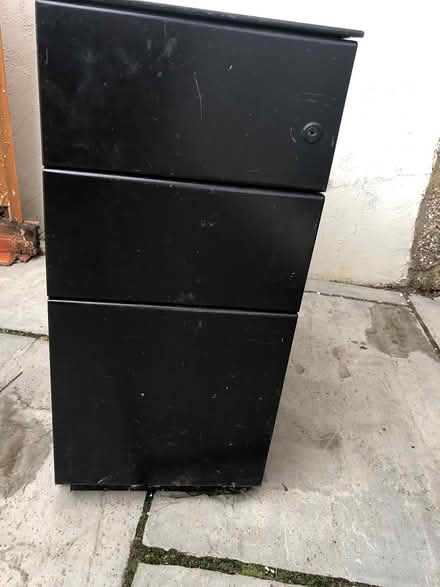 Photo of free Small metal cabinet (Northolt) #1