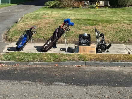 Photo of free golf equipment (City Center Danbury) #1