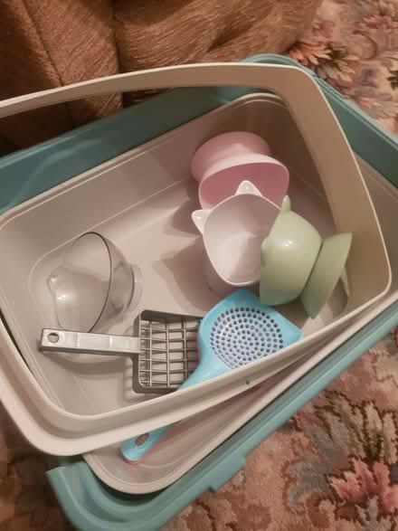Photo of free Cat litter trays & scoops (Ainsdale PR8) #1